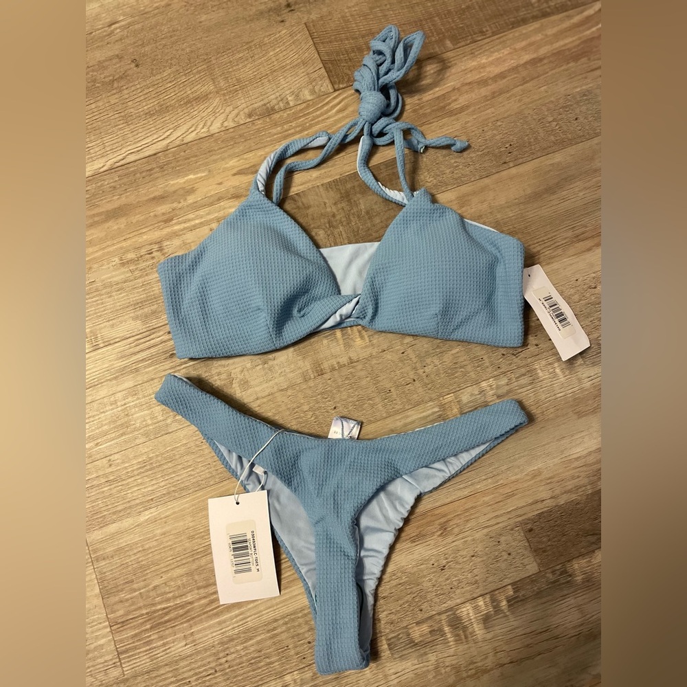 Dippin’ Daisy’s swim set.